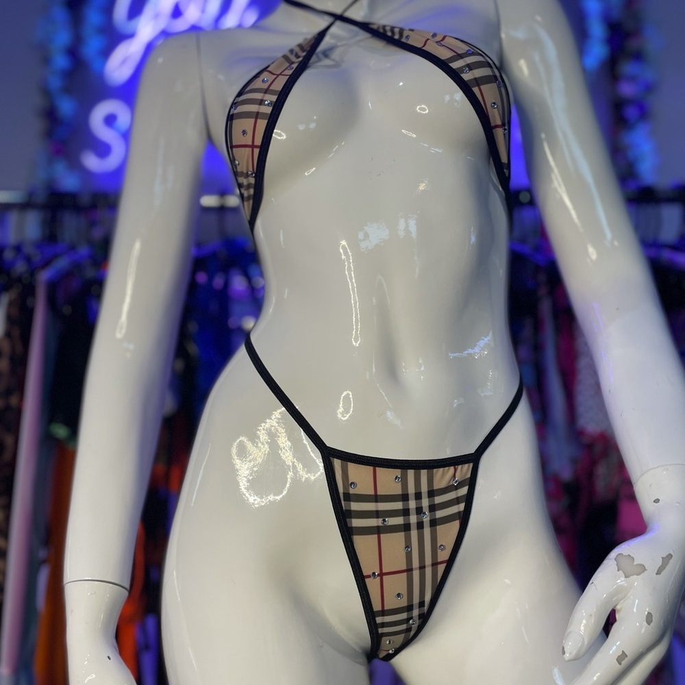Exotic dancewear / festival rave wear